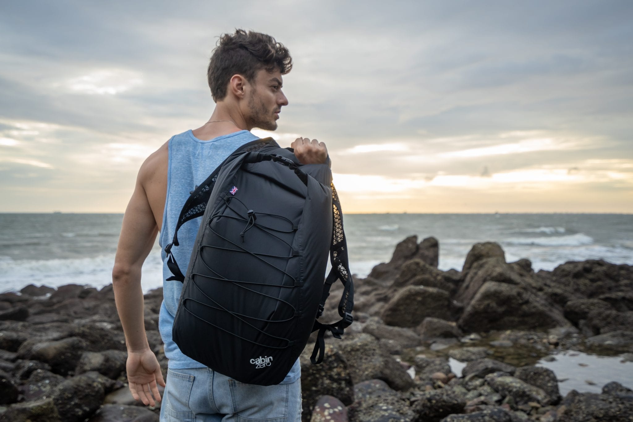 CabinZero Adventure Dry 30L