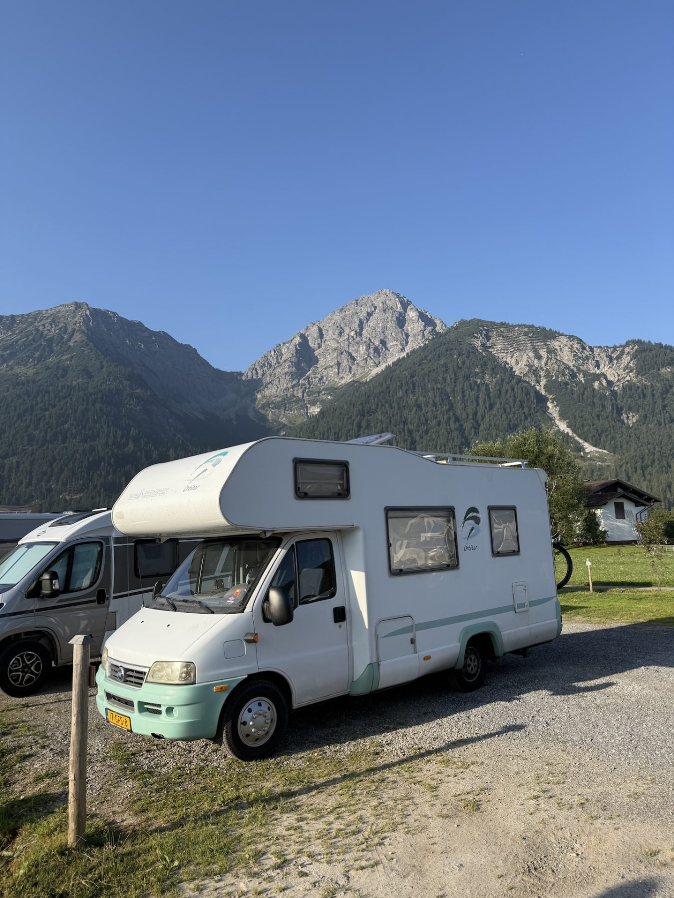 Camper paklijst voor in de bergen