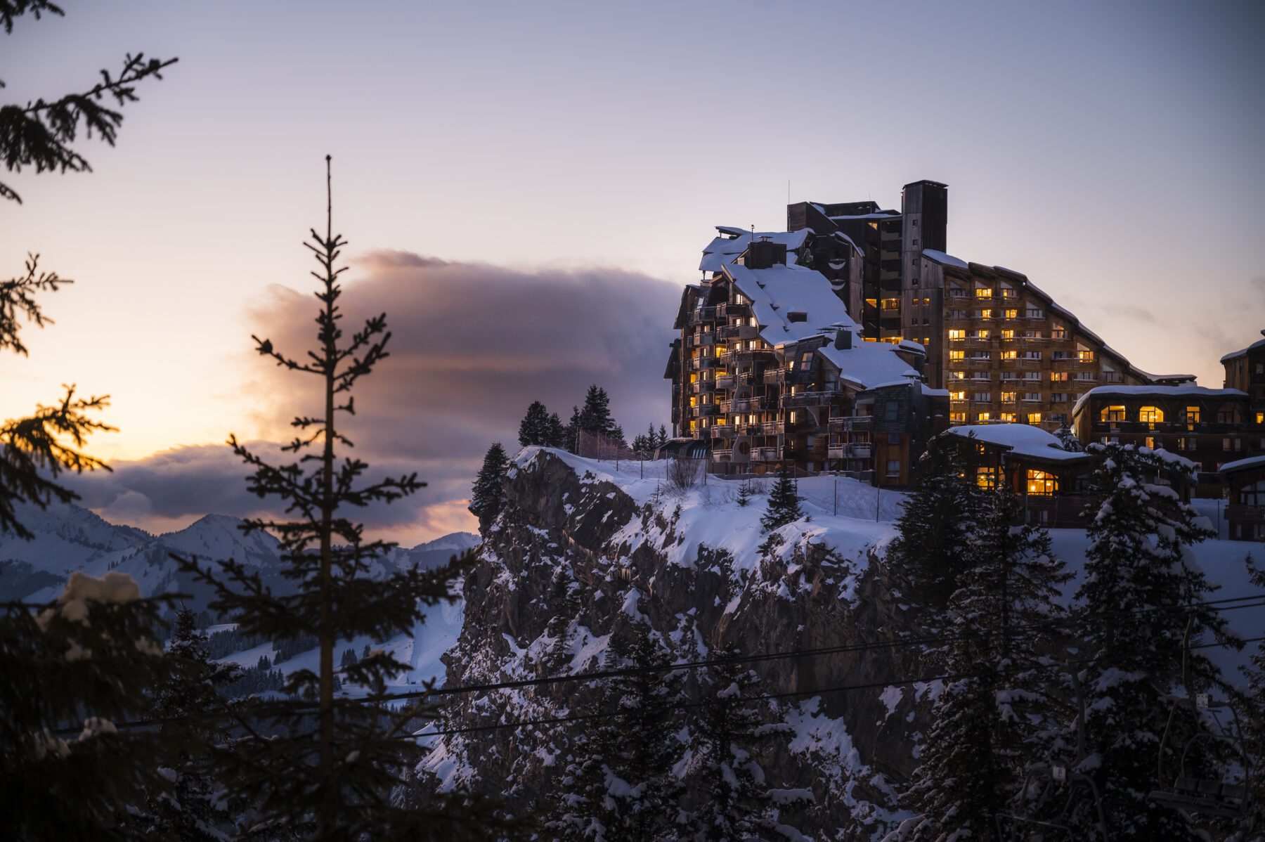 Avoriaz in het avondlicht