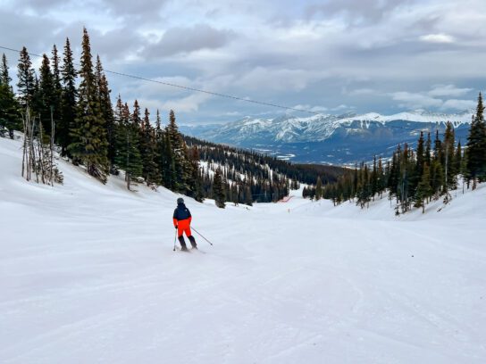 Wintersport in Marmot Basin Jasper National Park Canada