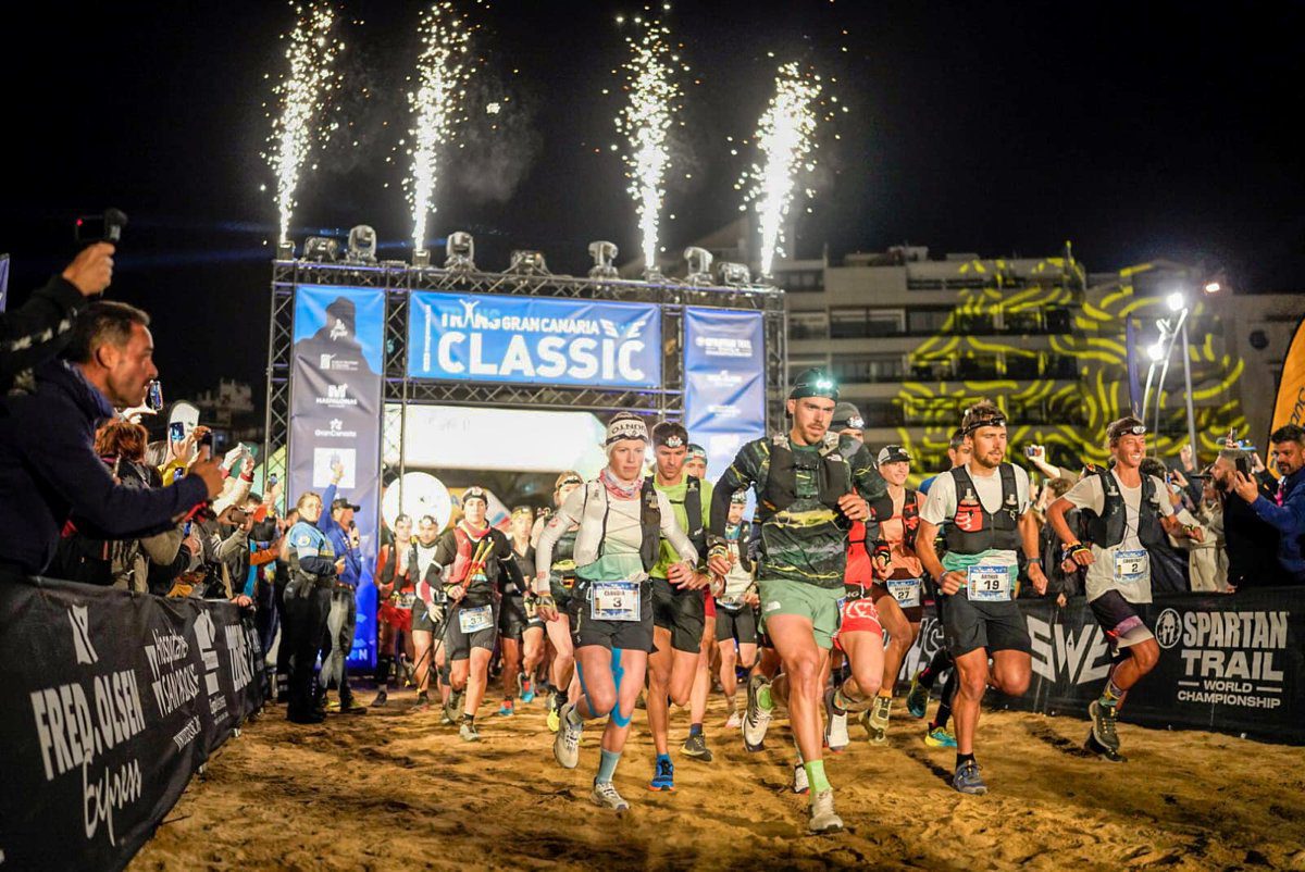 De start van de Transgrancanaria Classic ultramarathon