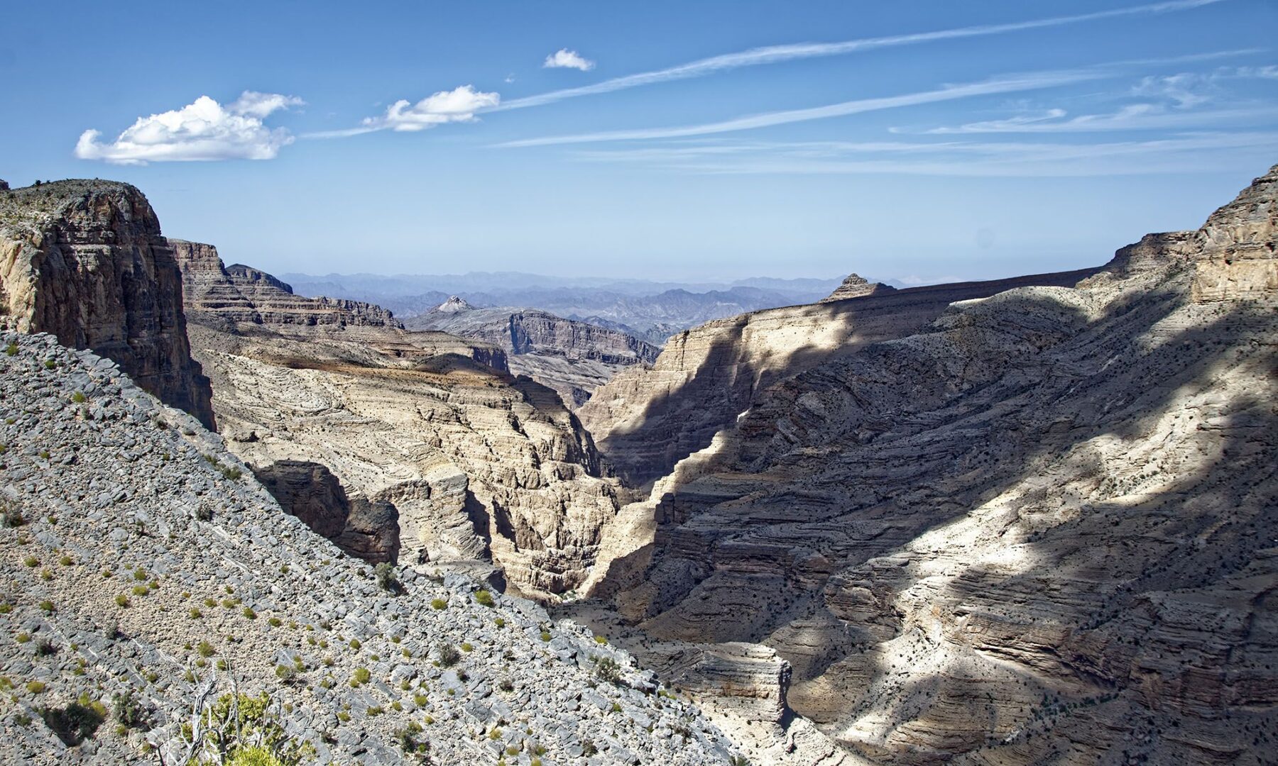 Roadtrip langs Jabal Shams in Oman