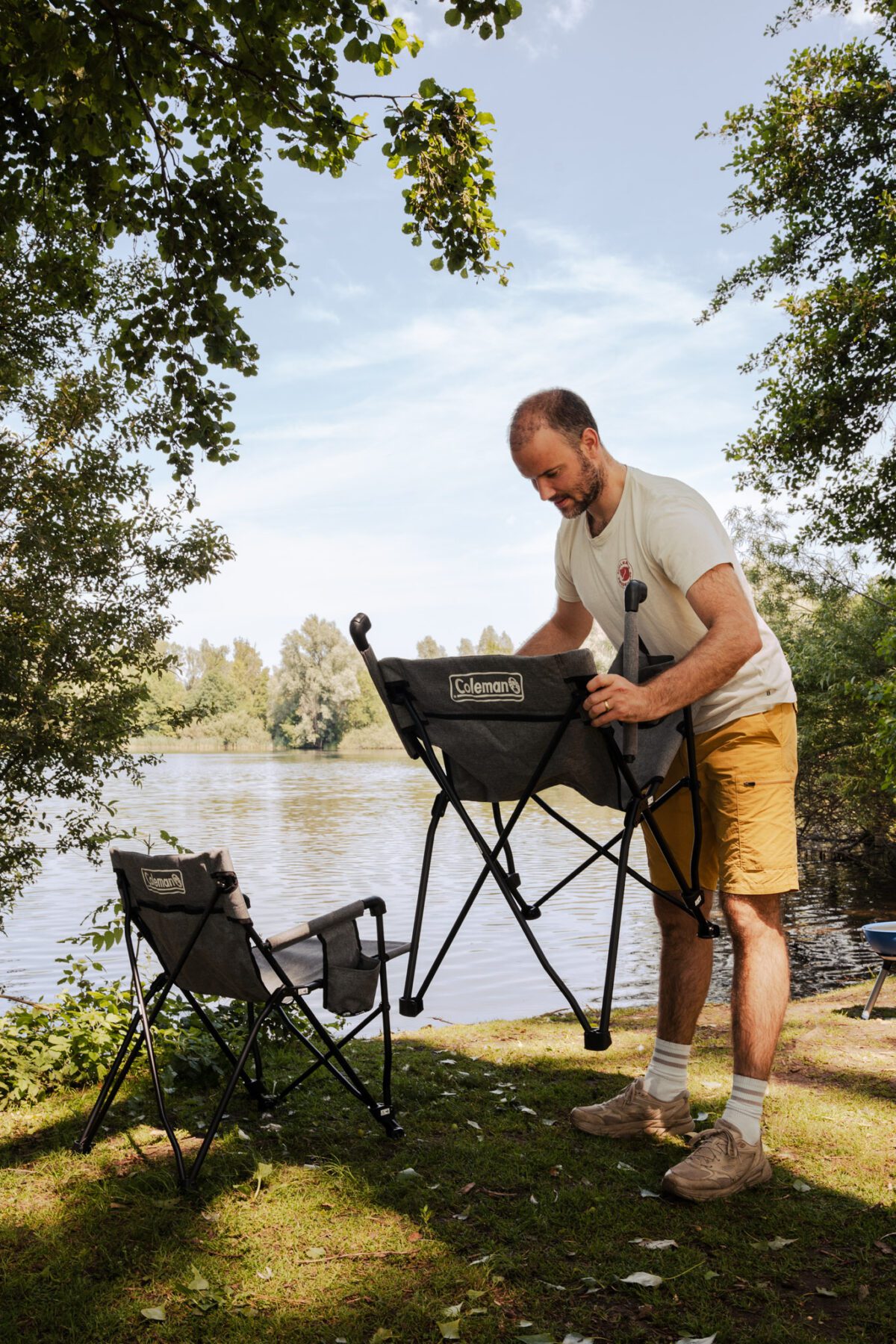 De campingstoel hoort op de paklijst voor kamperen