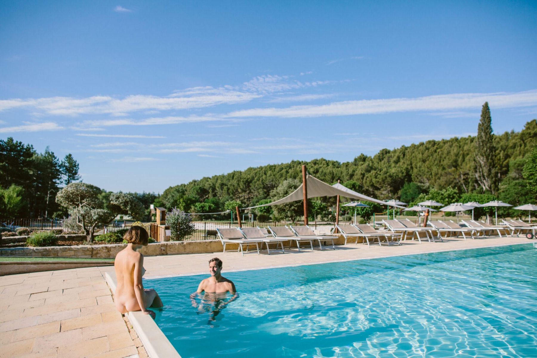 De eerste keer op een naturisten camping, hoe is dat? - The Outdoors