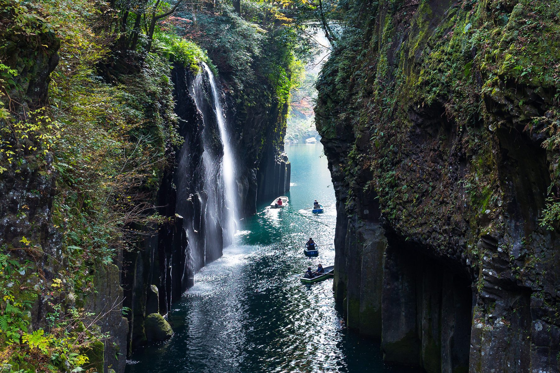 Takachiho kloof mag niet ontbreken tijdens je outdoor reis in Japan