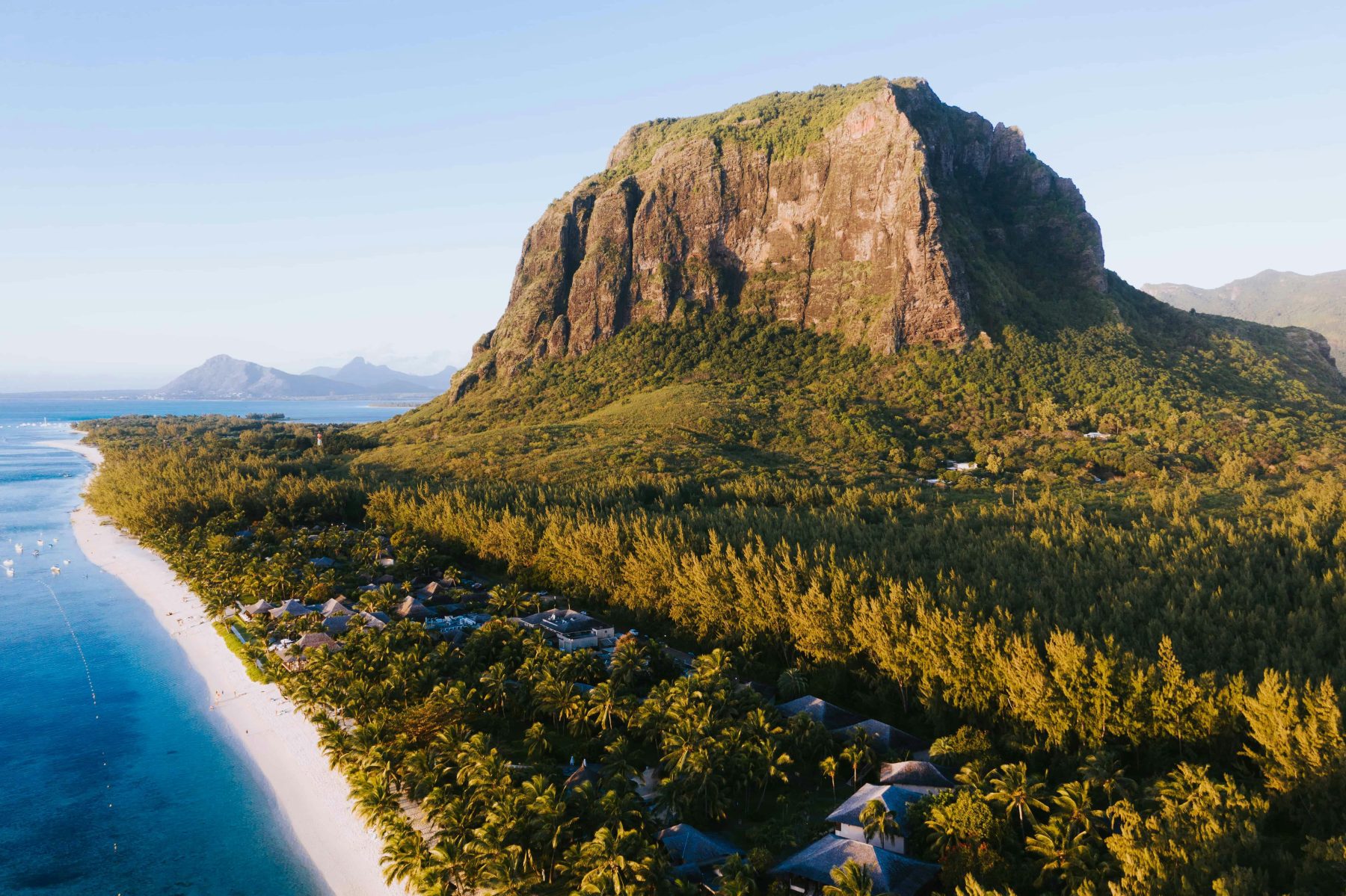 Een gebergte in Mauritius, een geweldig land voor een winter-zonvakantie.