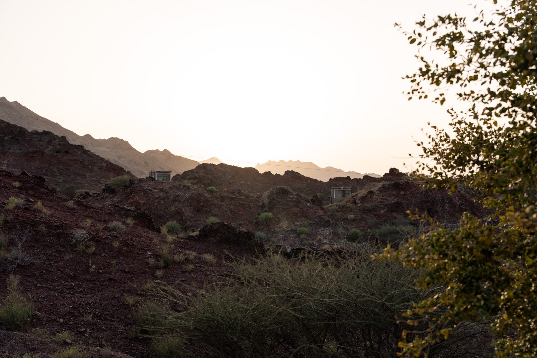 Zonsondergang bij Hatta Wadi Hub resorts