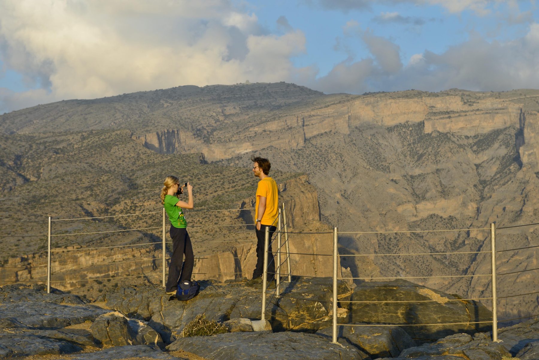 Mensen op de berg Jabal Shams.