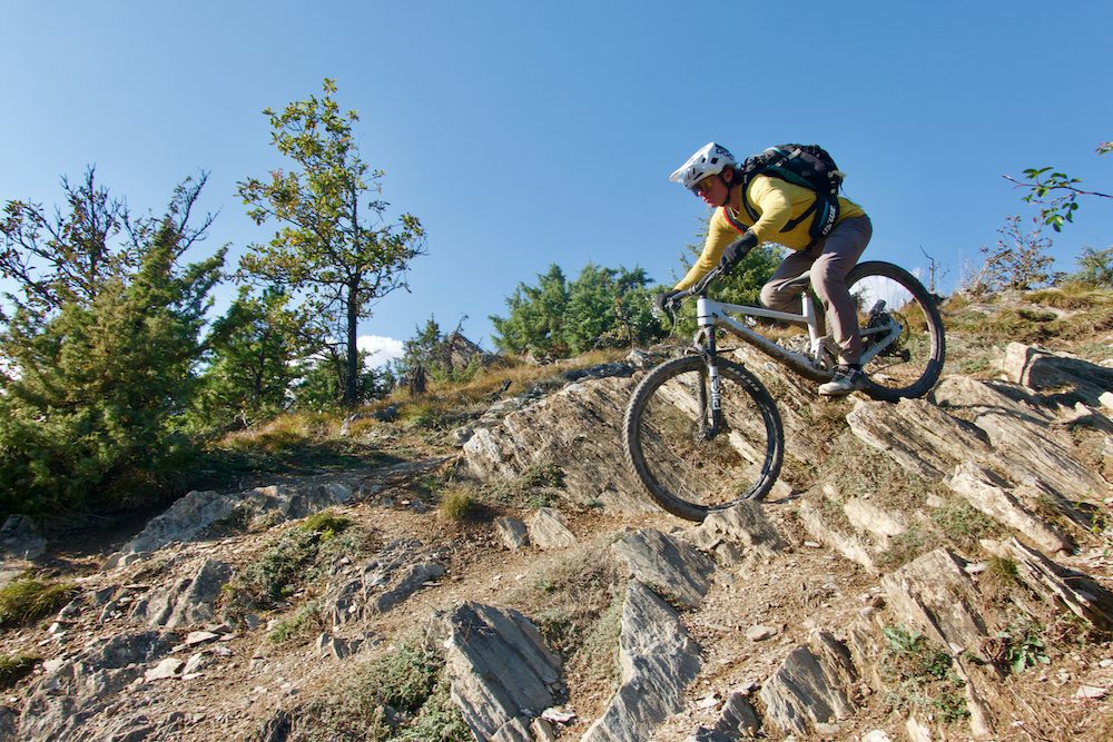 Steenachtig mountainbike pad