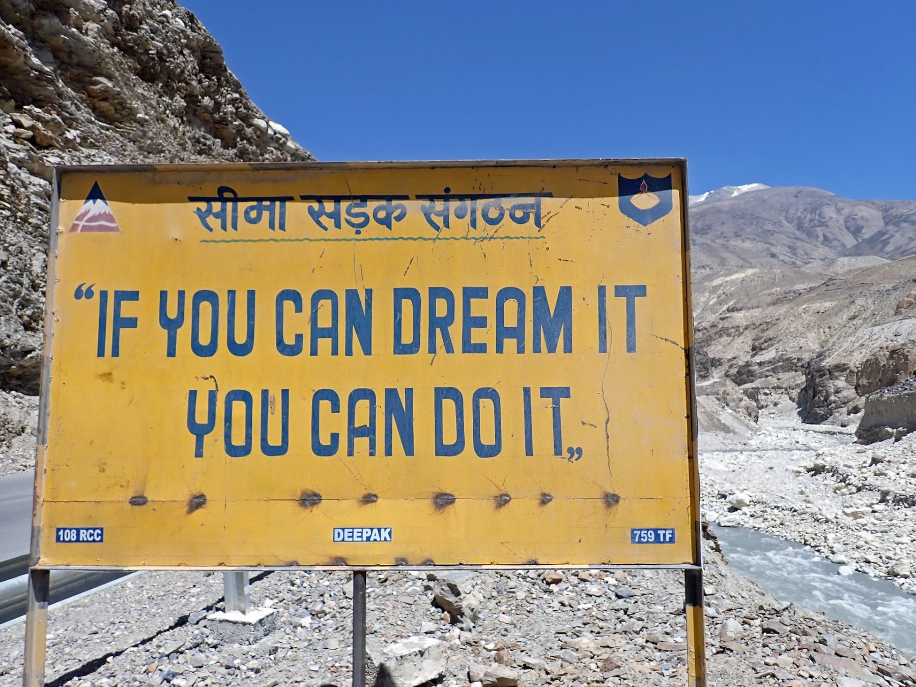 Fietsend door de Himalaya Myra de Rooy