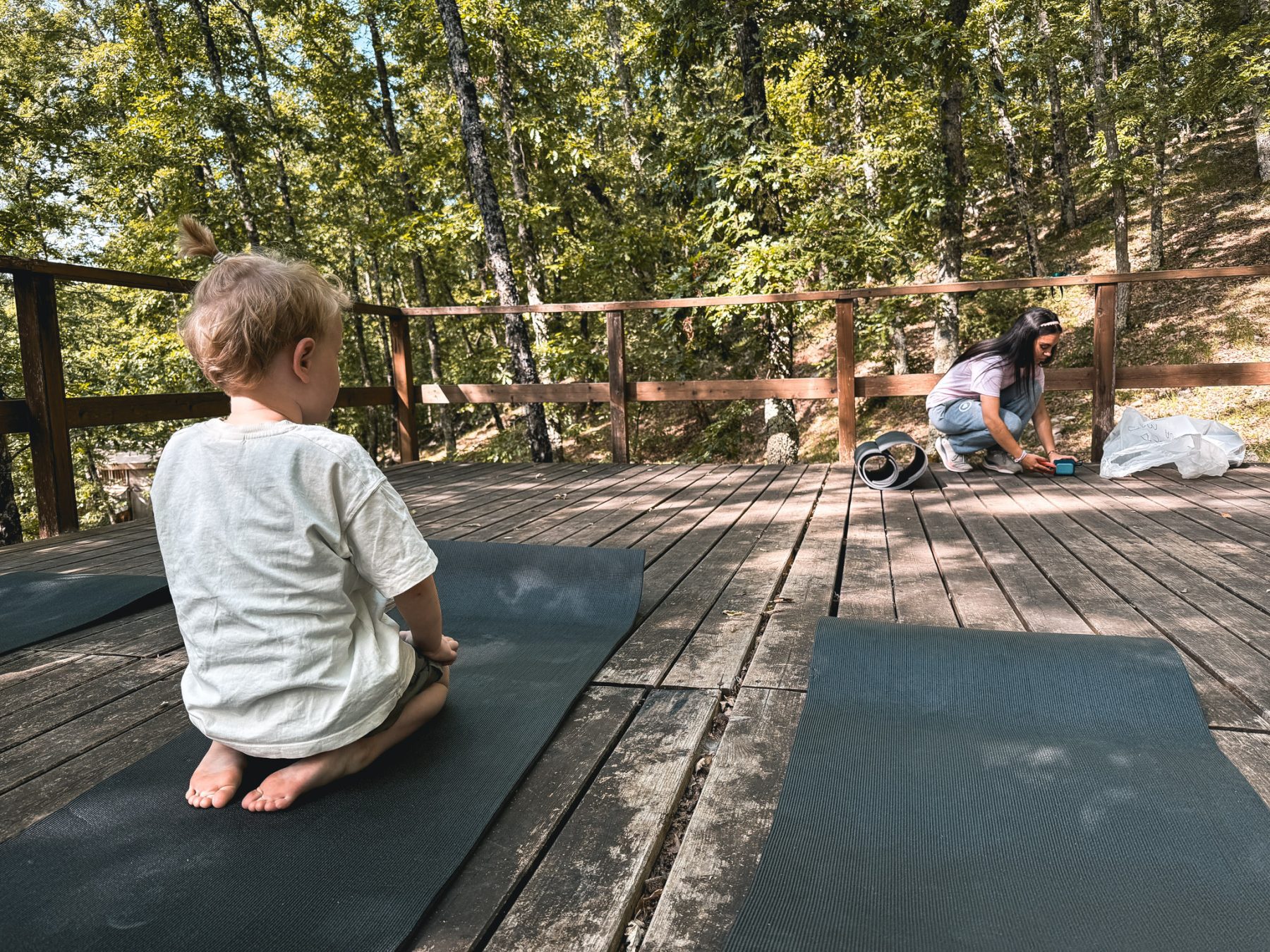 de ochtend beginnen met yoga bij Orlando in Chianti