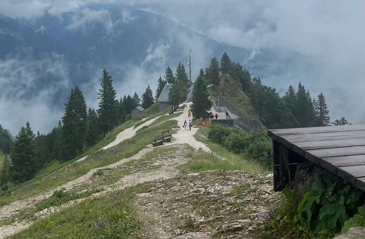 Uitzicht aan het einde van de wandeling de Zwölferhorn op.
