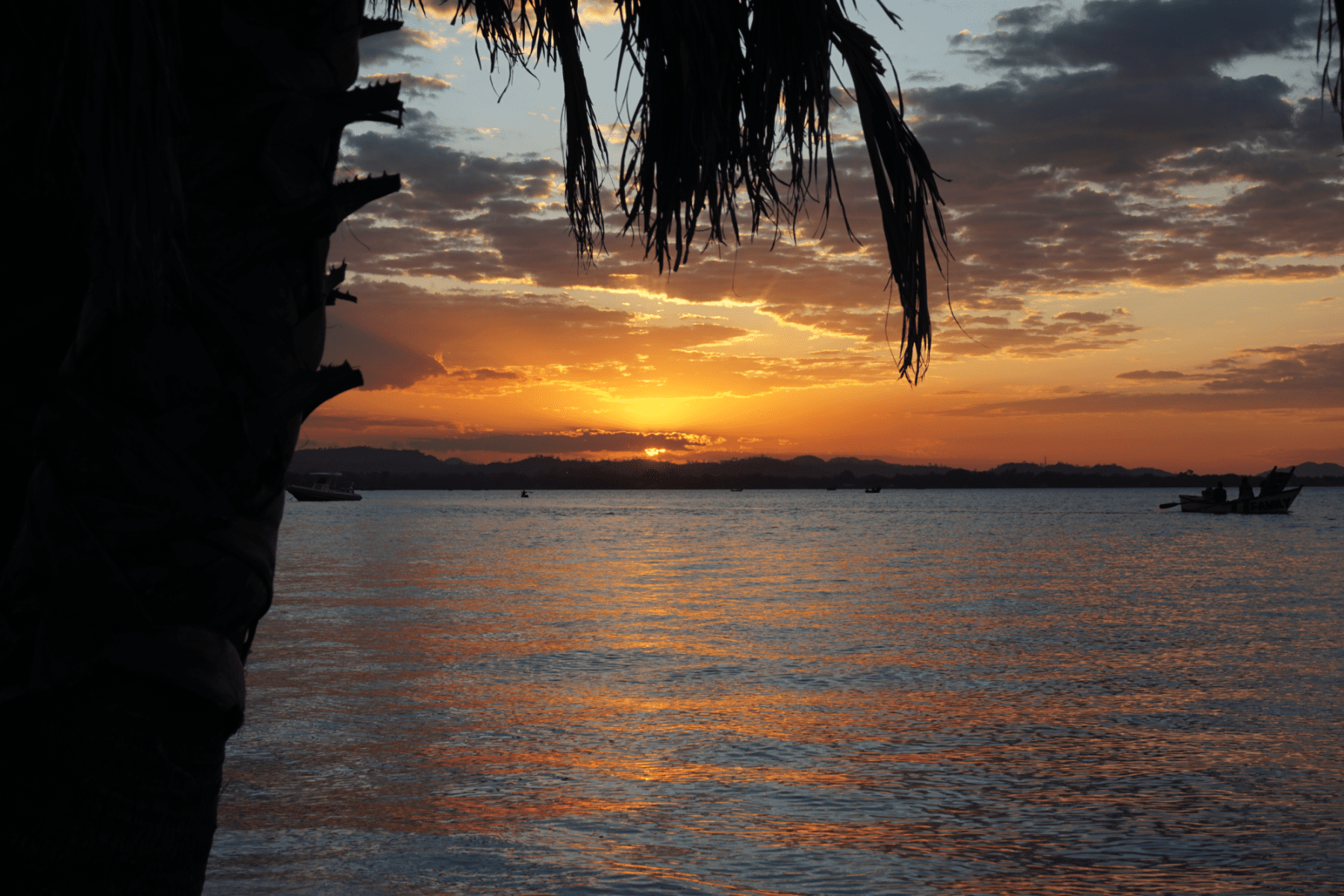Zonsondergang bij Lake Malawi.