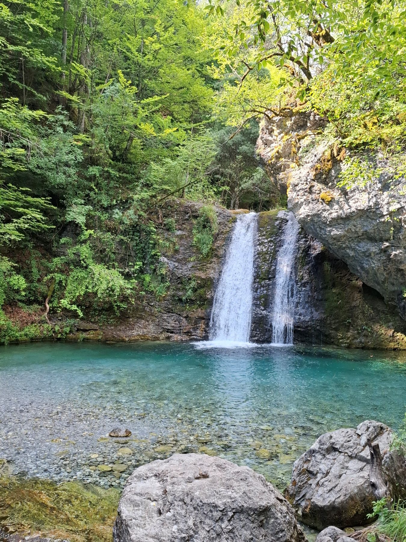 Waterval van Enipeas in Mount Olympus