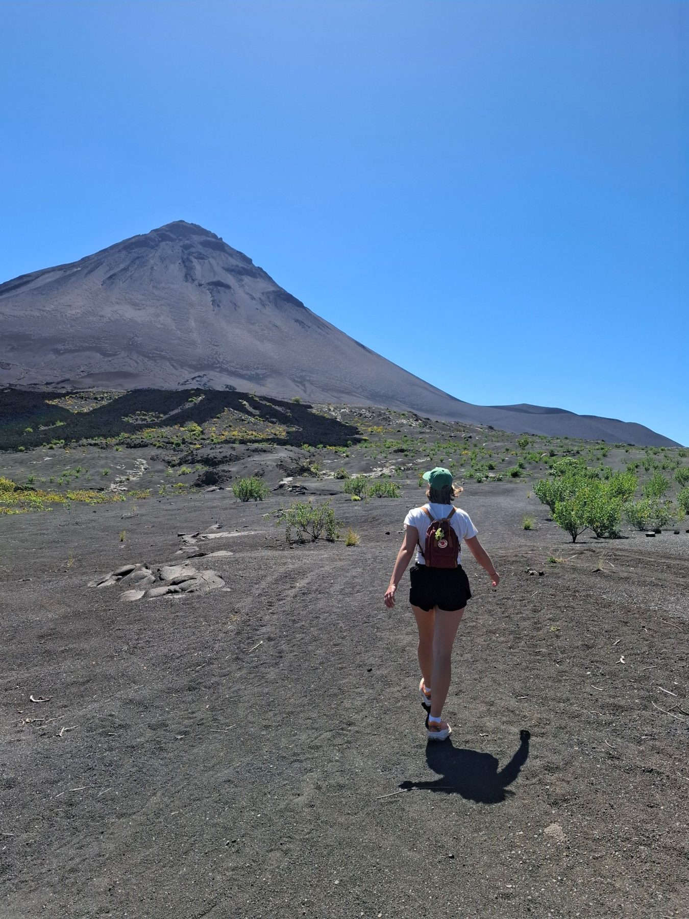 Wandelen naar de vulkaan op Fogo, Kaapverdië