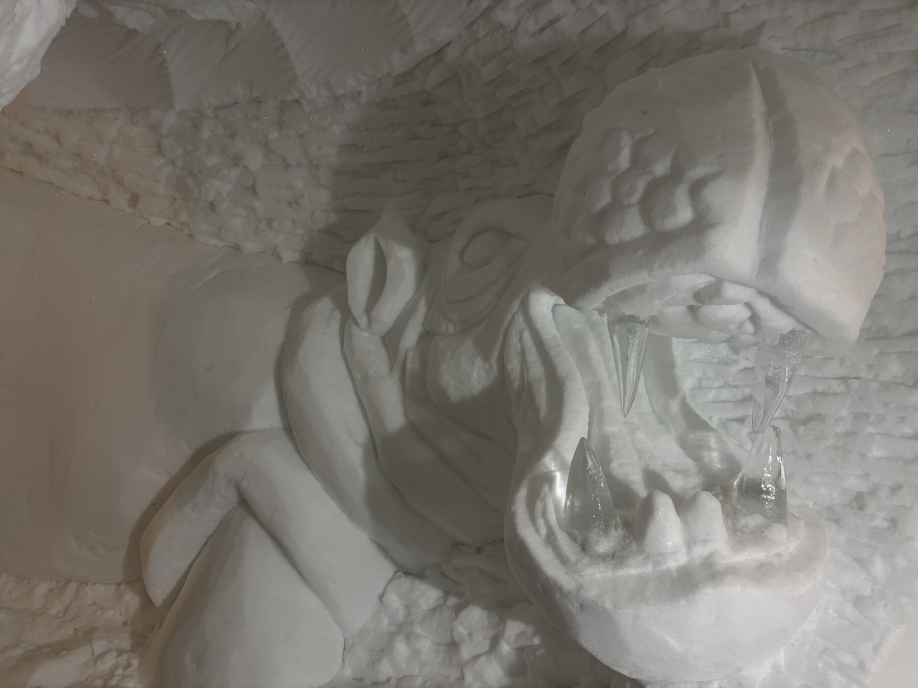 La Grotte de Glace in Alpe d'Huez: nijlpaard