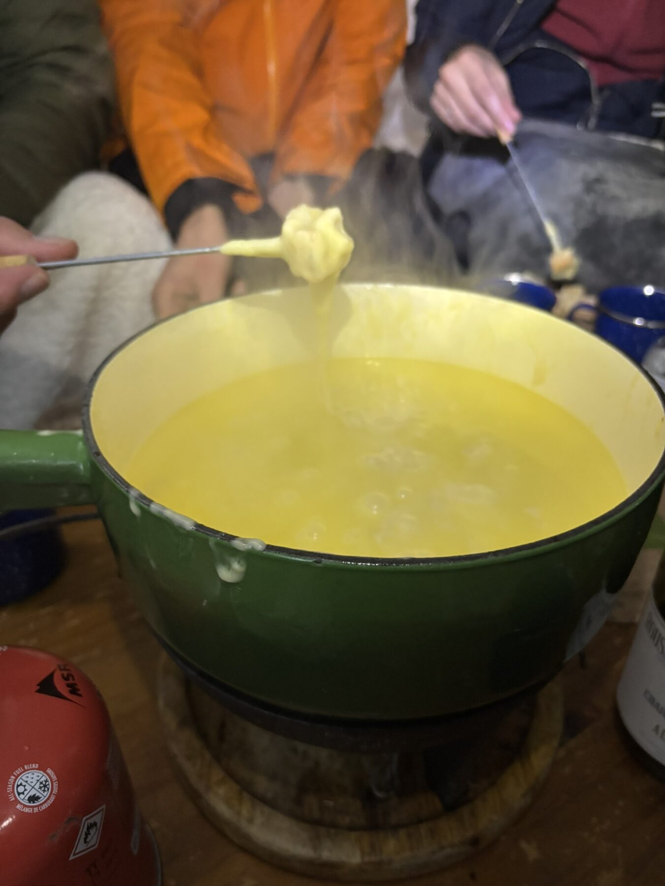 Wintersport in Alpe d'Huez is meer dan skiën: kaasfondue in een iglo.