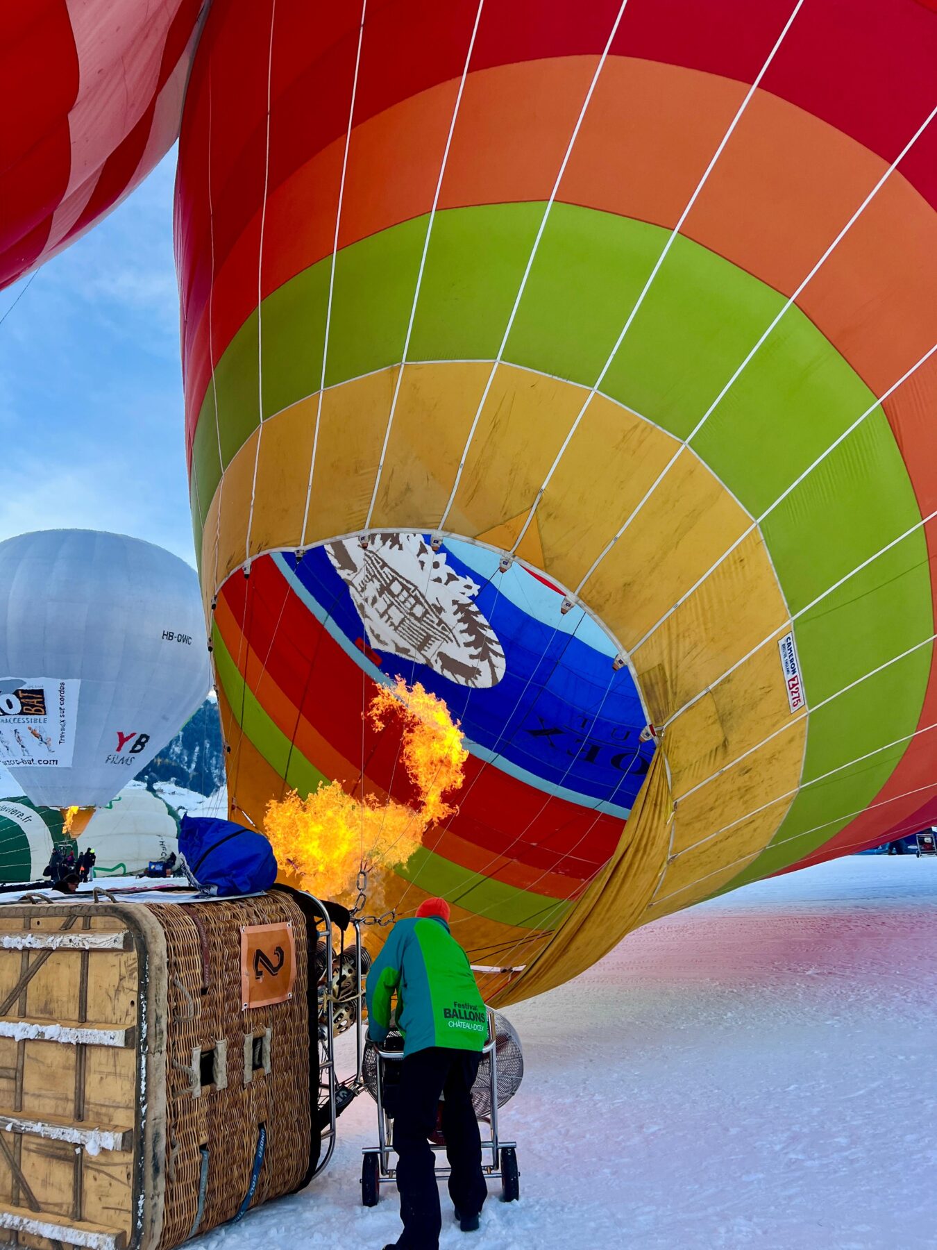 Château-d'Oex luchtballon wordt opgeblazen