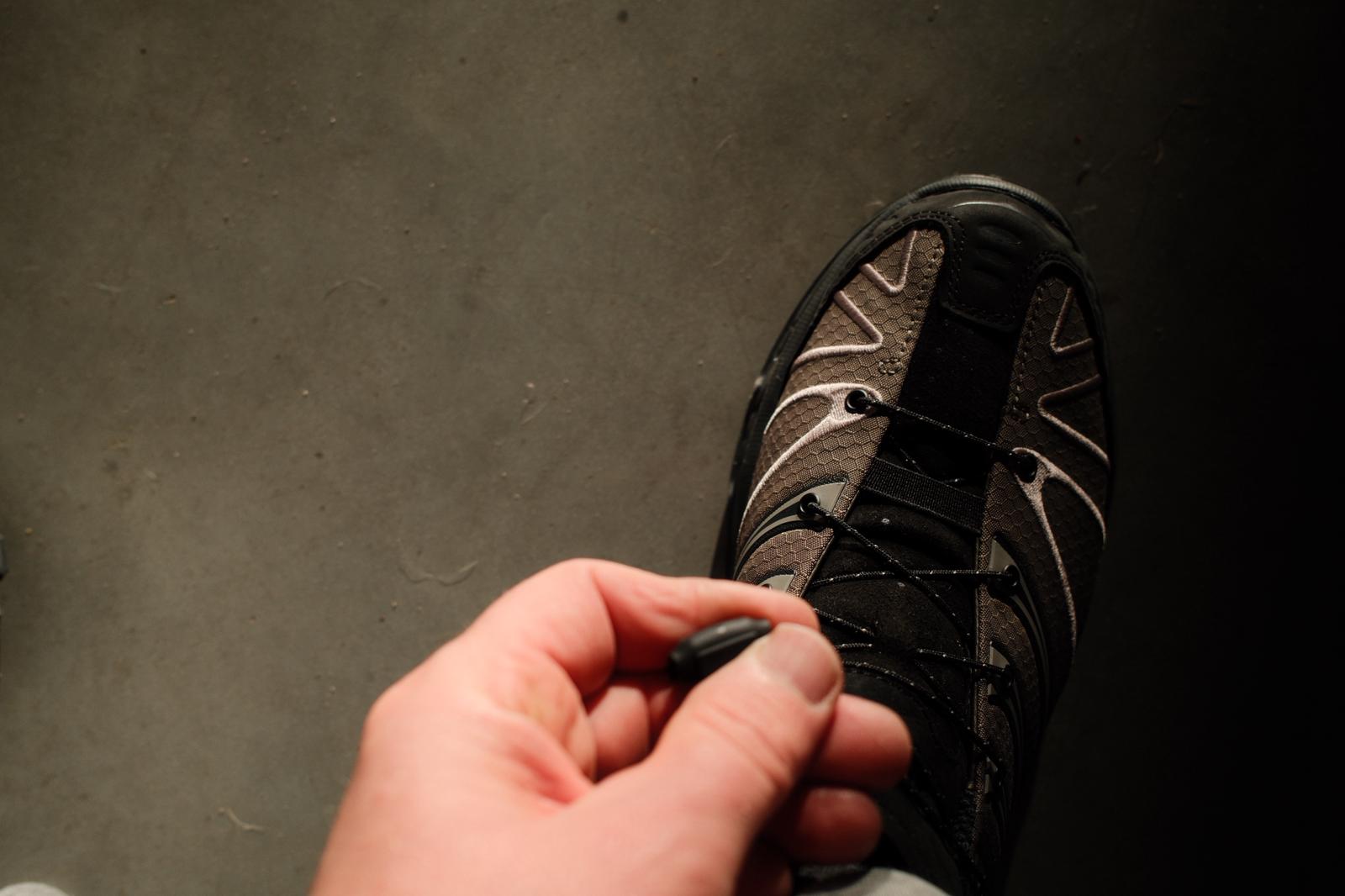 Hoka Stinson Evo GORE-TEX x HAVEN vetersysteem