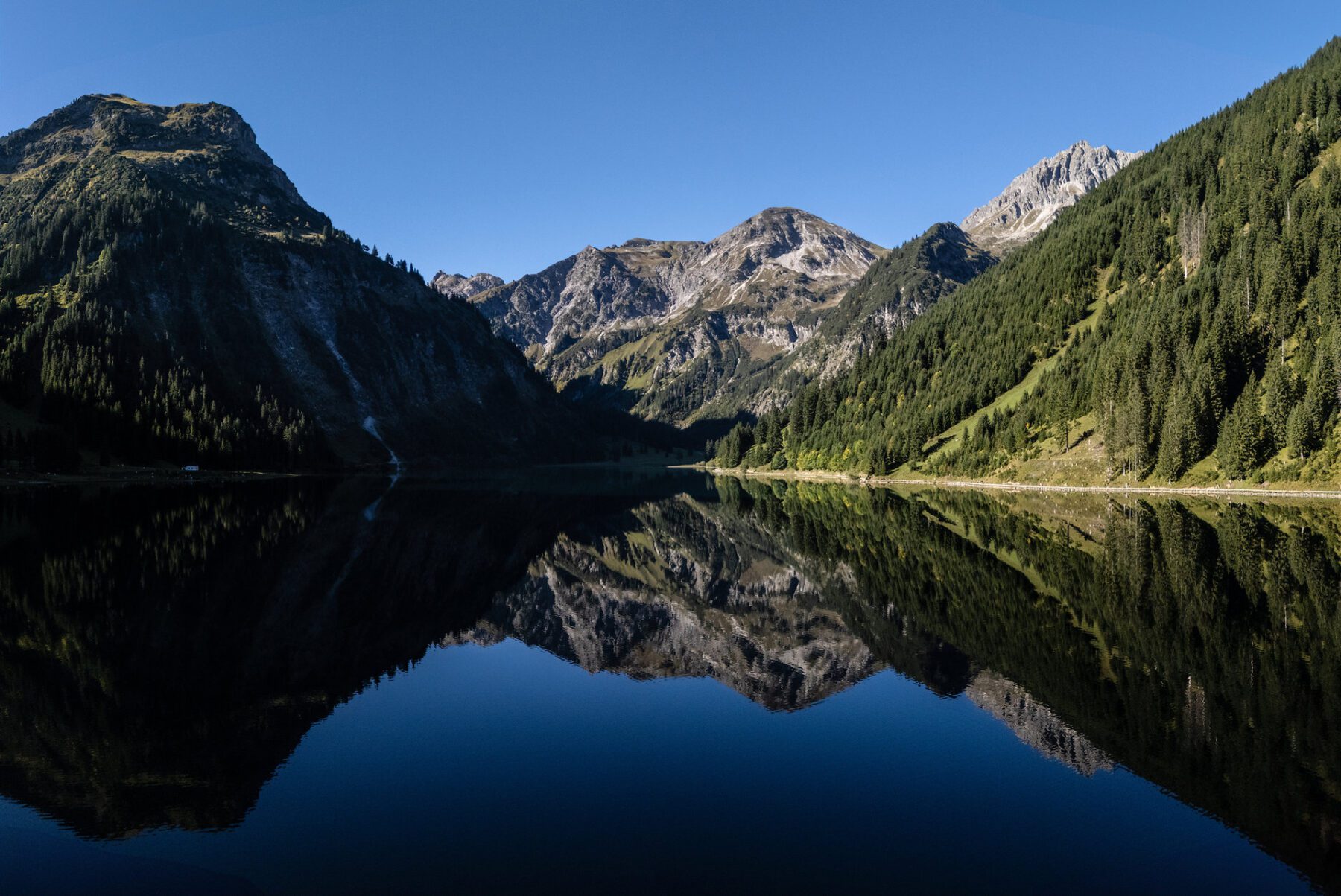 De Vilsalpsee is een bergmeer in het Tannheimer Tal