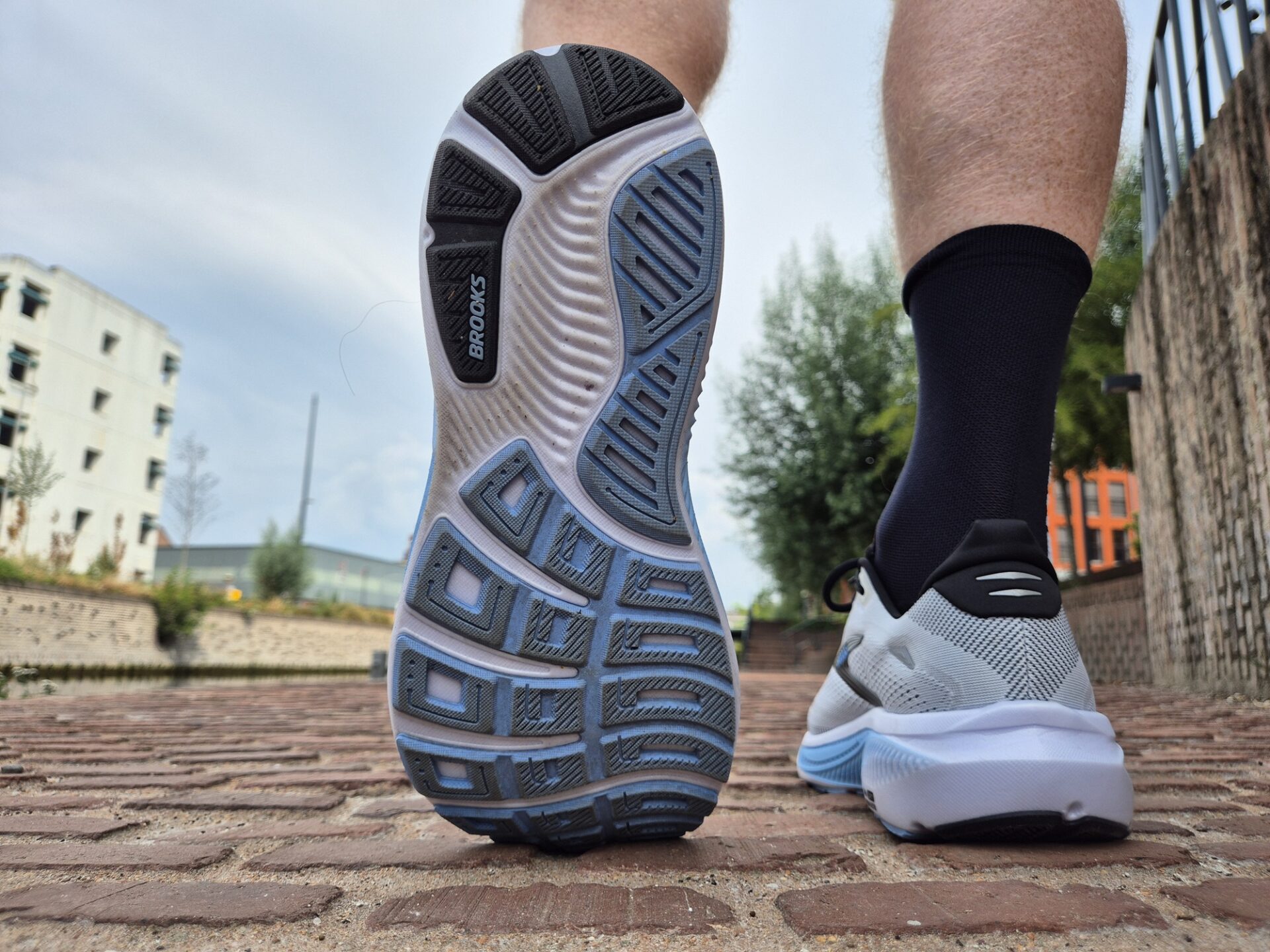 Brooks Ghost 18 zool