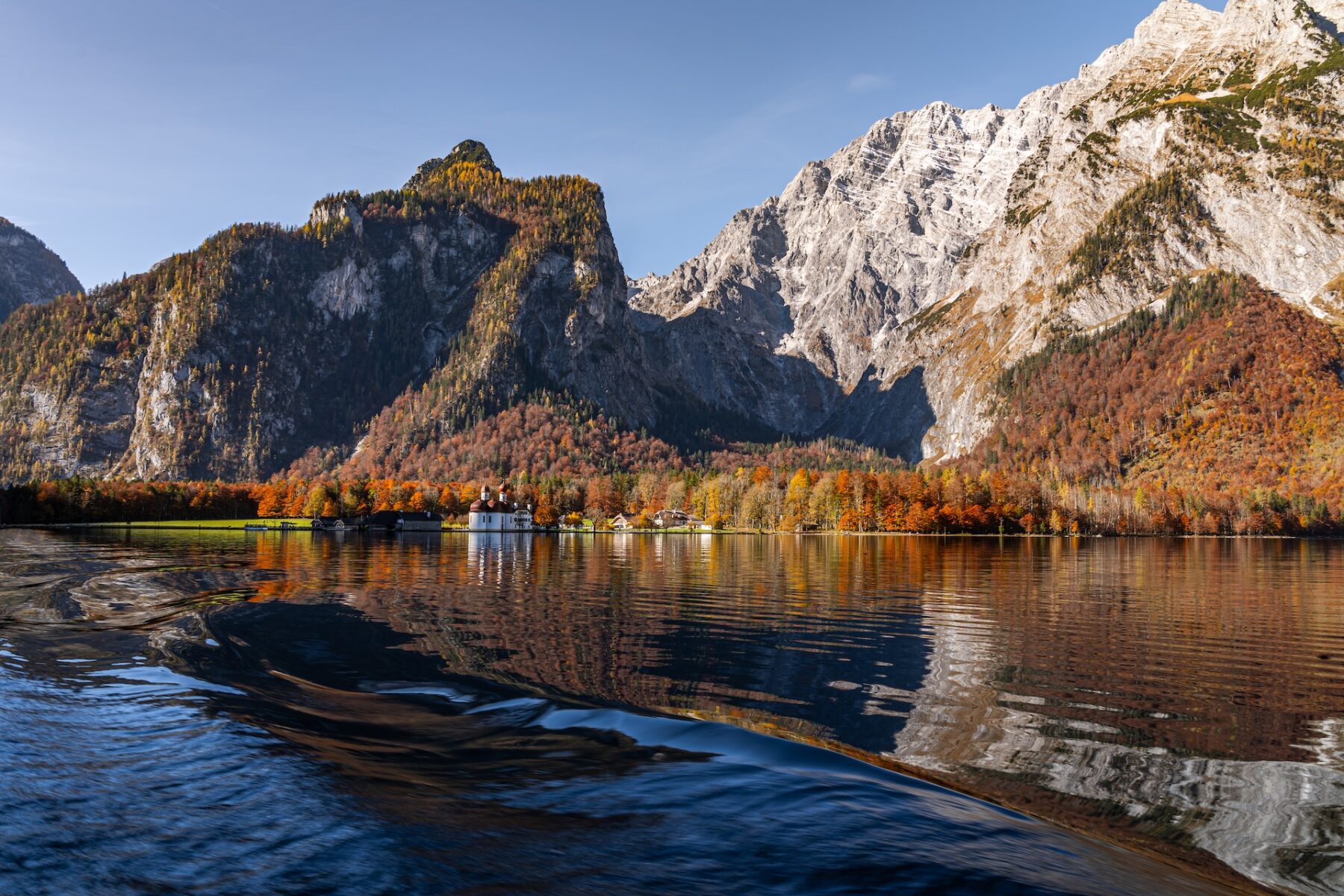 Schönau: Königsee with the pilgrimage church of St. Bartholomä on the Hirschau peninsula